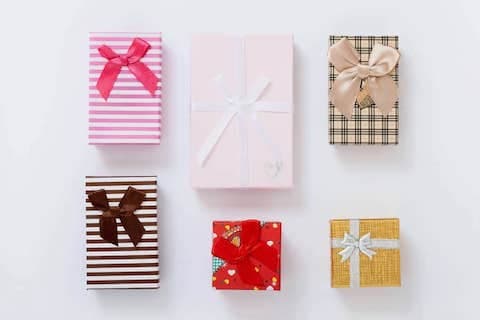 image of six wrapped gifts